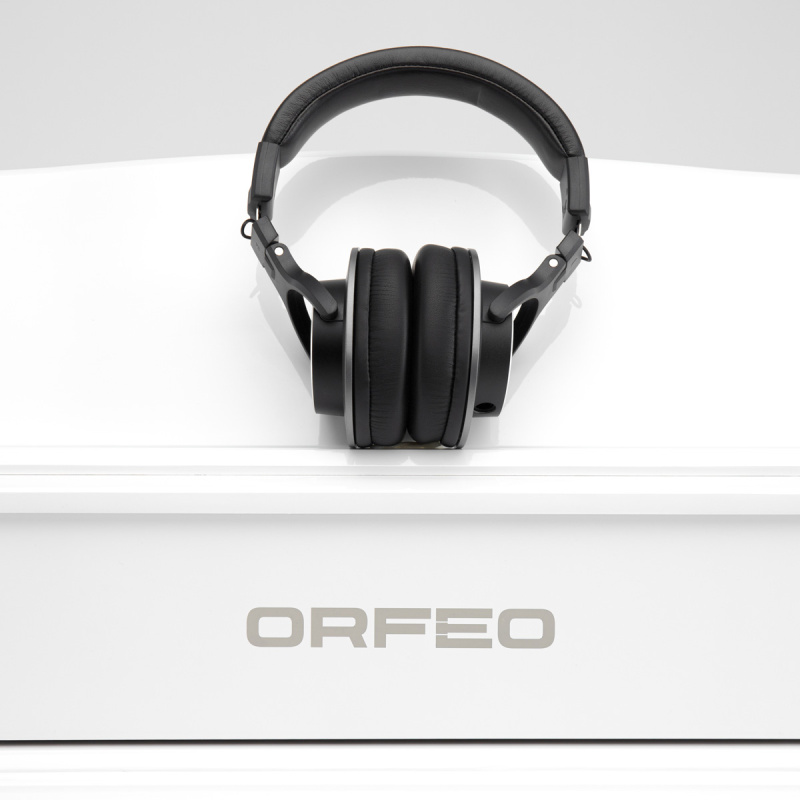 Цифровое пианино Orfeo E-12 белое, полированное, с наушниками