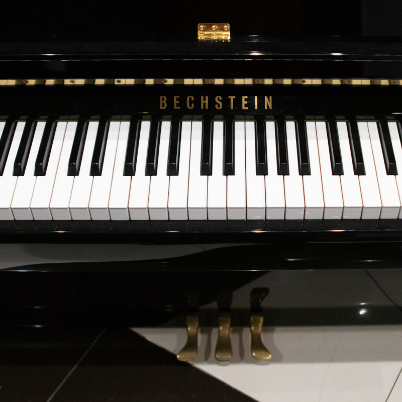 Пианино C. Bechstein Academy A 1 (BU) черное, полированное, цифровая система PianoDisc IQ HD Пианино C. Bechstein Academy A 1 (BU) черное, полированное, цифровая система PianoDisc IQ HD