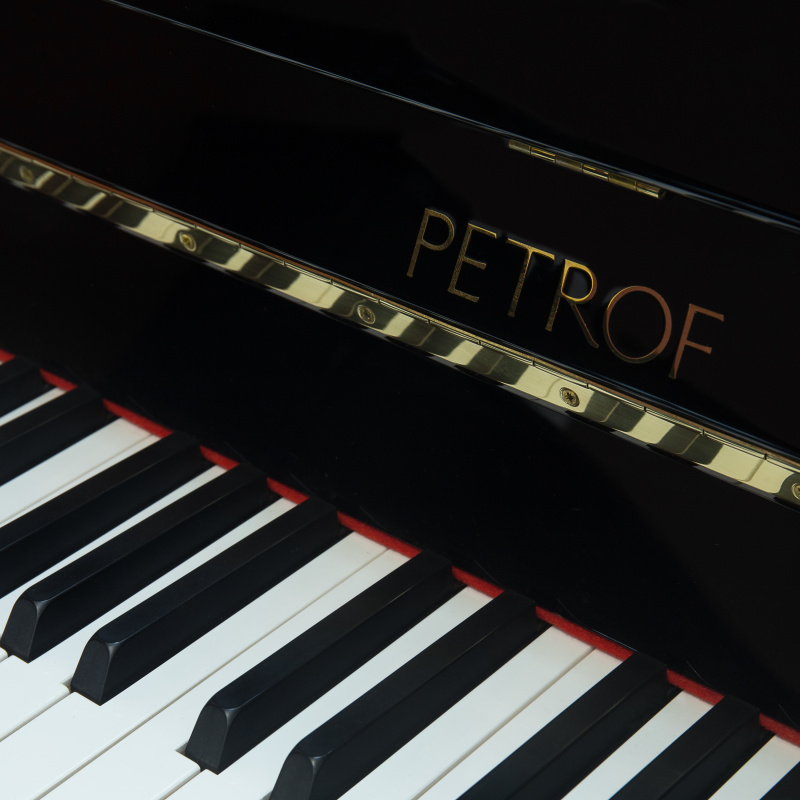 Пианино Petrof Higher P 125 M1 черное, полированное