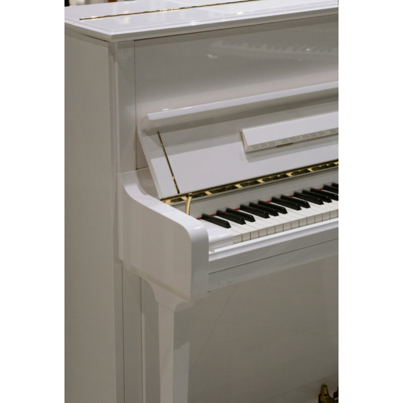 Пианино Boston UP-118E PE (BU) белое, полированное (181310, 2017 г.в.) Пианино Boston UP-118E PE (BU) белое, полированное (181310, 2017 г.в.)