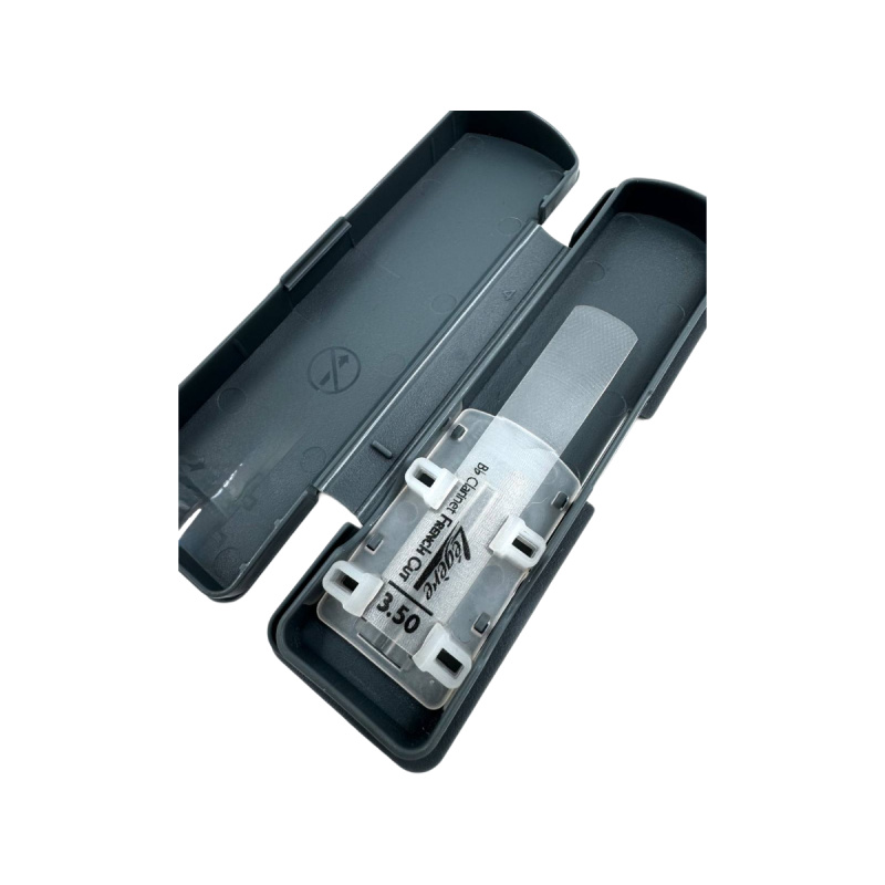 Трость для кларнета Legere French Cut №3,5 Bb пластиковая