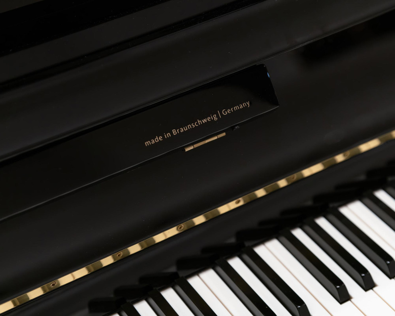 Пианино Schimmel C114 Modern Junior (BU) черное, полированное
