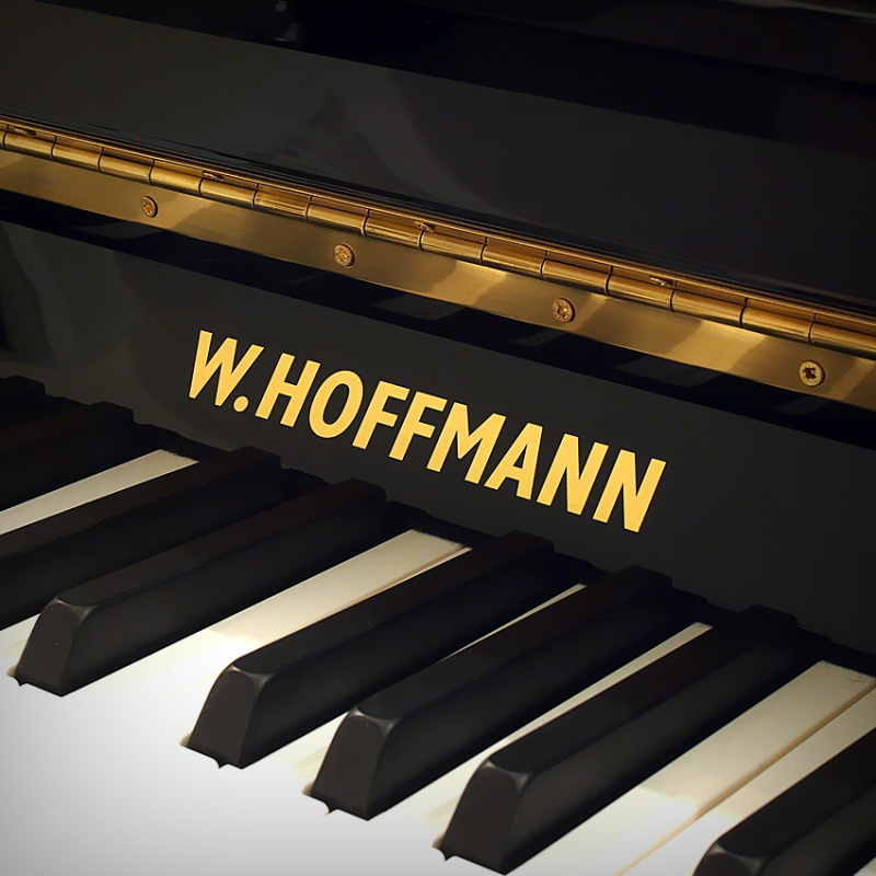 Пианино W. Hoffmann Vision V 120 черное, полированное