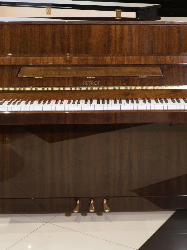 Пианино Petrof Middle P 118 M1 (BU) орех, полированное