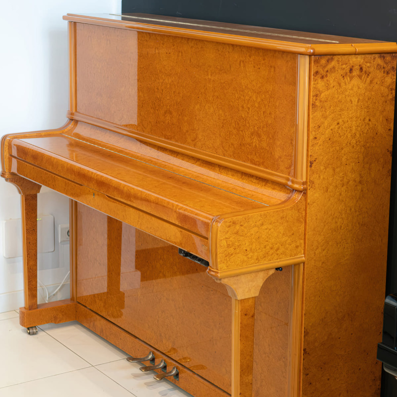 Пианино Seiler 132 Konzert SMR (BU) корень ореха,полированное, система бесшумной игры Duo Vox System