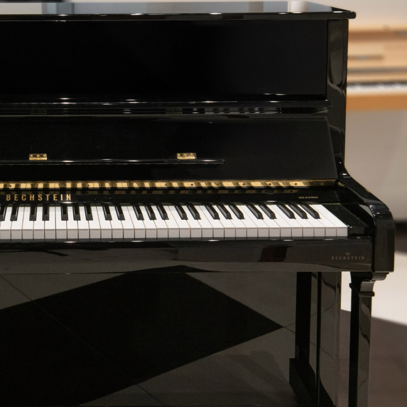 Пианино C. Bechstein Academy A 1 (BU) черное, полированное, цифровая система PianoDisc IQ HD Пианино C. Bechstein Academy A 1 (BU) черное, полированное, цифровая система PianoDisc IQ HD